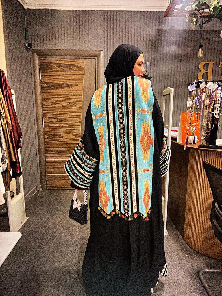 KHADIJA Embroidered Kaftan