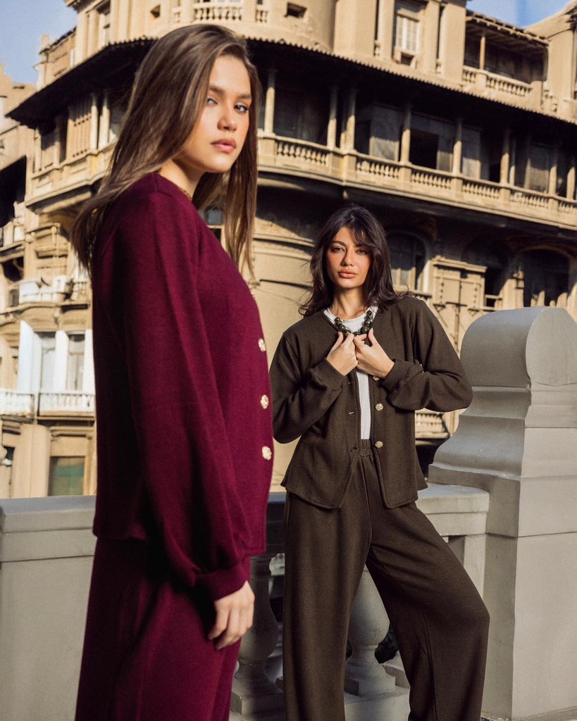 Textured Buttoned Suit