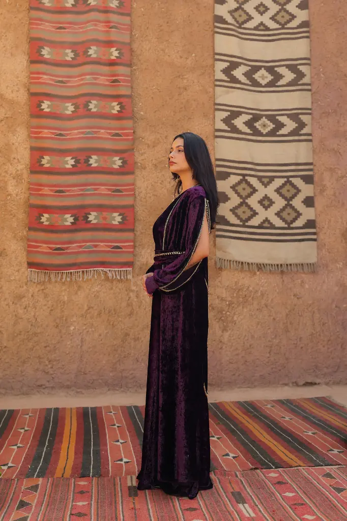 Ribbed Velvet Chain Detail Kaftan