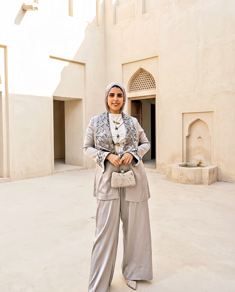 Embroidered Oversized Collar Satin Suit (Evening Wear)