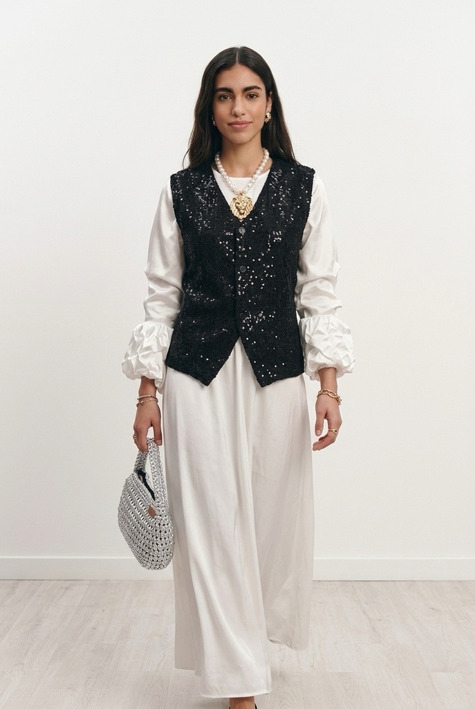 Butterfly-Cut Guipure Vest