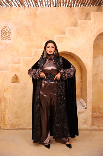 [rmd26] Velvet Regal Embroidered Kaftan