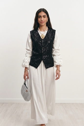 [su29/sum26] Butterfly-Cut Guipure Vest