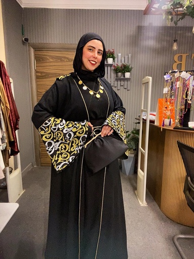 [sk1-rmd25] AREEJ Embroidered Kaftan